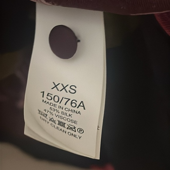 Kate‎ Spade Just Rosy Keyhole Top Silk Size XXS - Picture 7 of 10